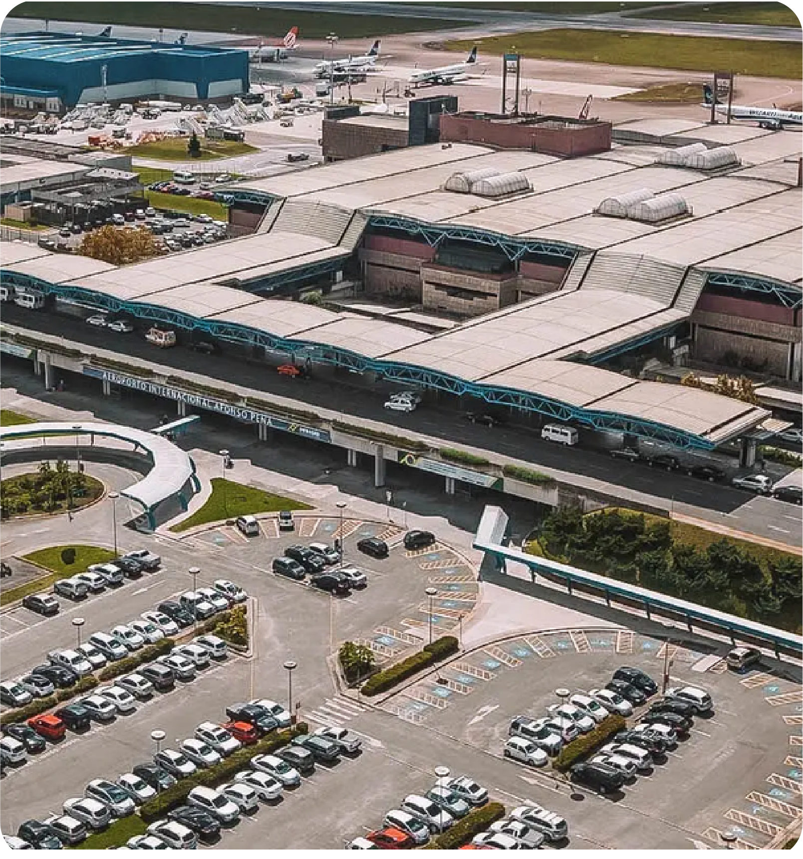 Aeroporto Internacional Afonso Pena